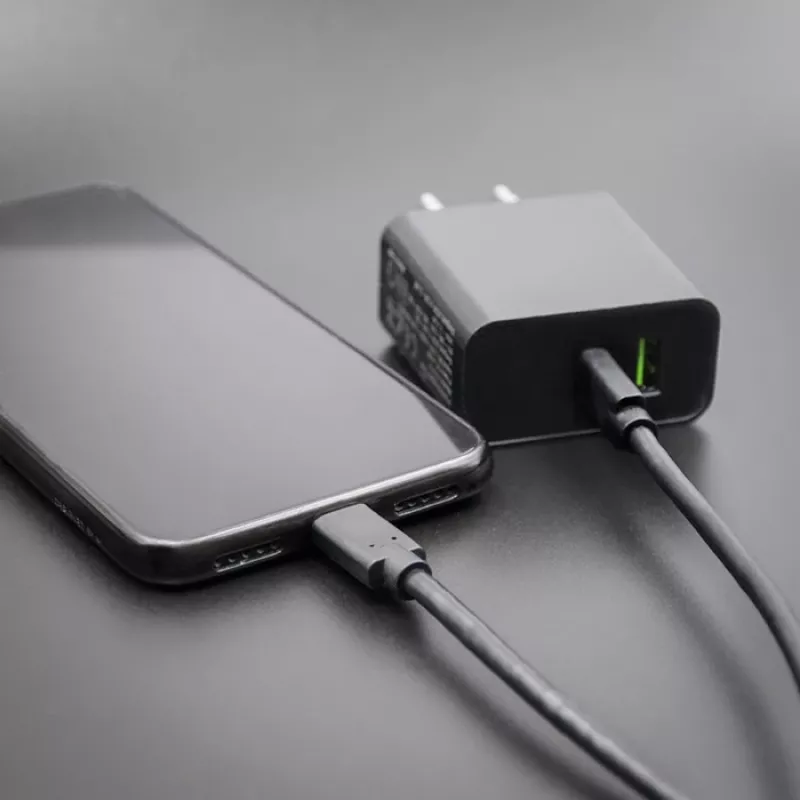 Kabel USB 3.1 Type-C męski - Type-C męski to produkt Qoltec z naszej oferty kabli USB. Cechy: czarne wykończenie, waga 0,0865, typ: kabel.