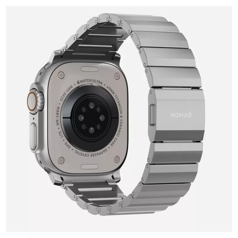 Pasek tytanowy NOMAD do Apple Watch 46mm/49mm srebrny