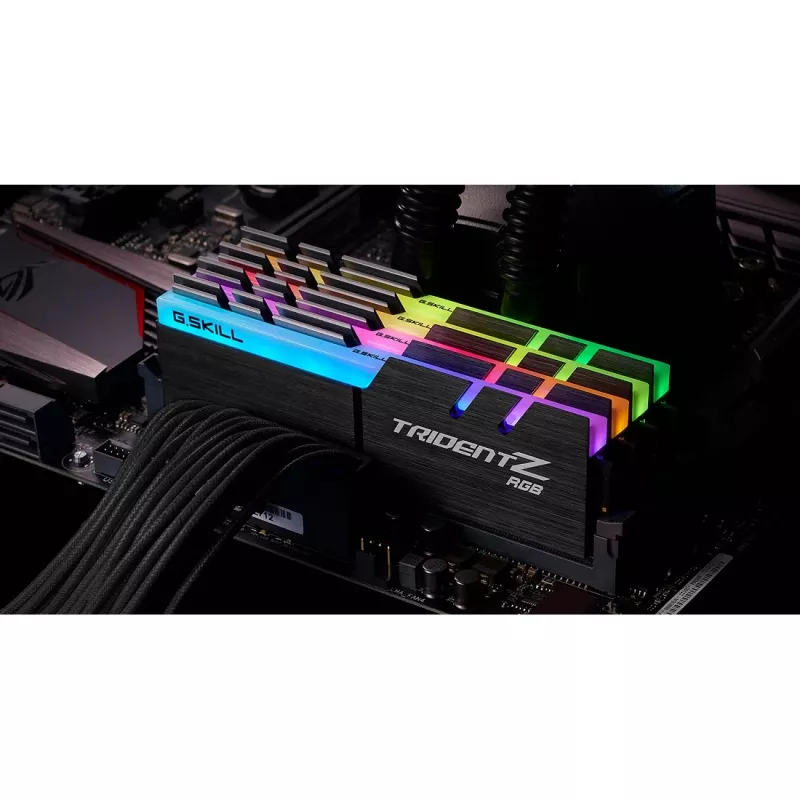 DIMM 32 GB DDR4-3600 (4x 8 GB) Quad-Kit, pamięć czarna, F4-3600C16Q-32GTZRC, Trident Z RGB, INTEL XMP