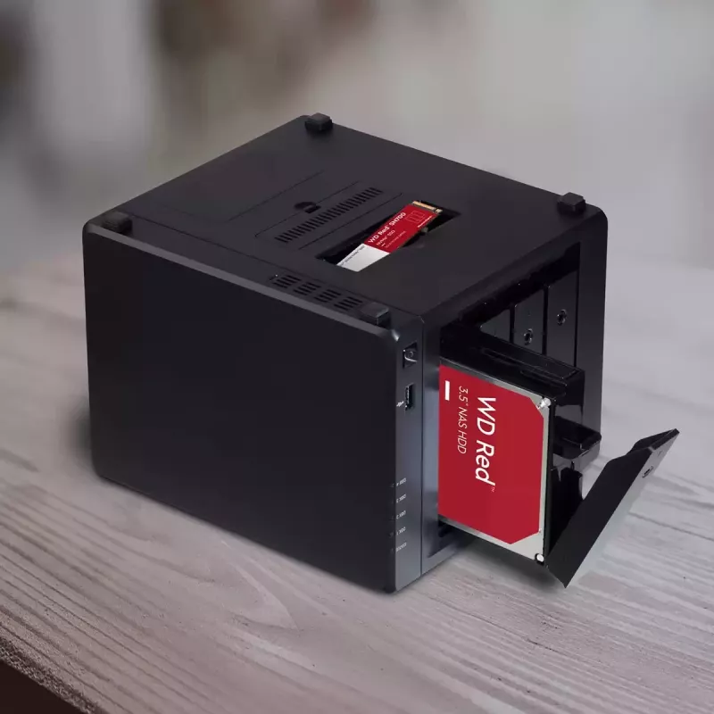 SSD Drive Western Digital SN700 2TB M.2 PCIe 3.0 NVMe NAS