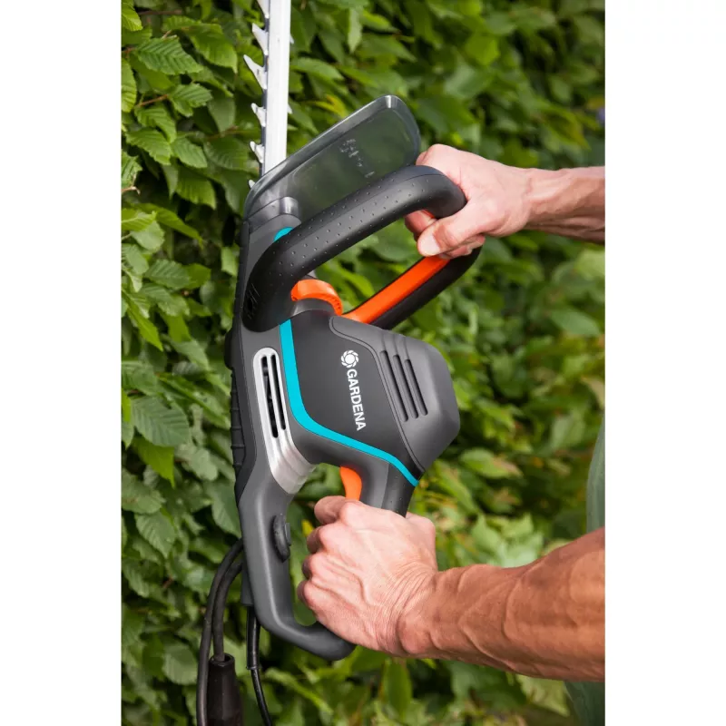 Gardena Elektryczna Nożyce do Żywopłotu PowerCut 700/65, 65 cm, Podwójne Ostrze, 2,7 cm, Pomarańczowy, Czarny, Niebieski, 3,1 m/s², 87 dB