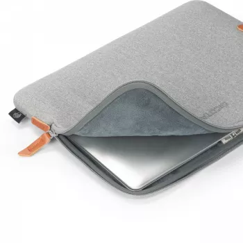 DICOTA Skin URBAN 14 Etui wsuwane Szary 35,6 cm 210 g Monochromatyczne