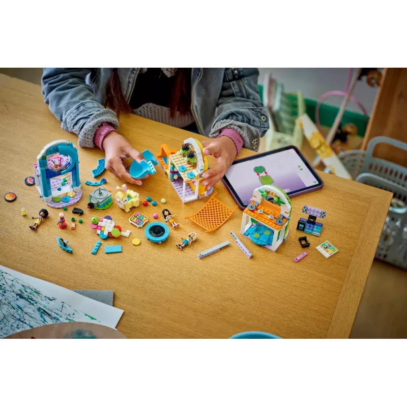 LEGO FRIENDS 42686 Wesoły plac zabaw w pomieszczeniu