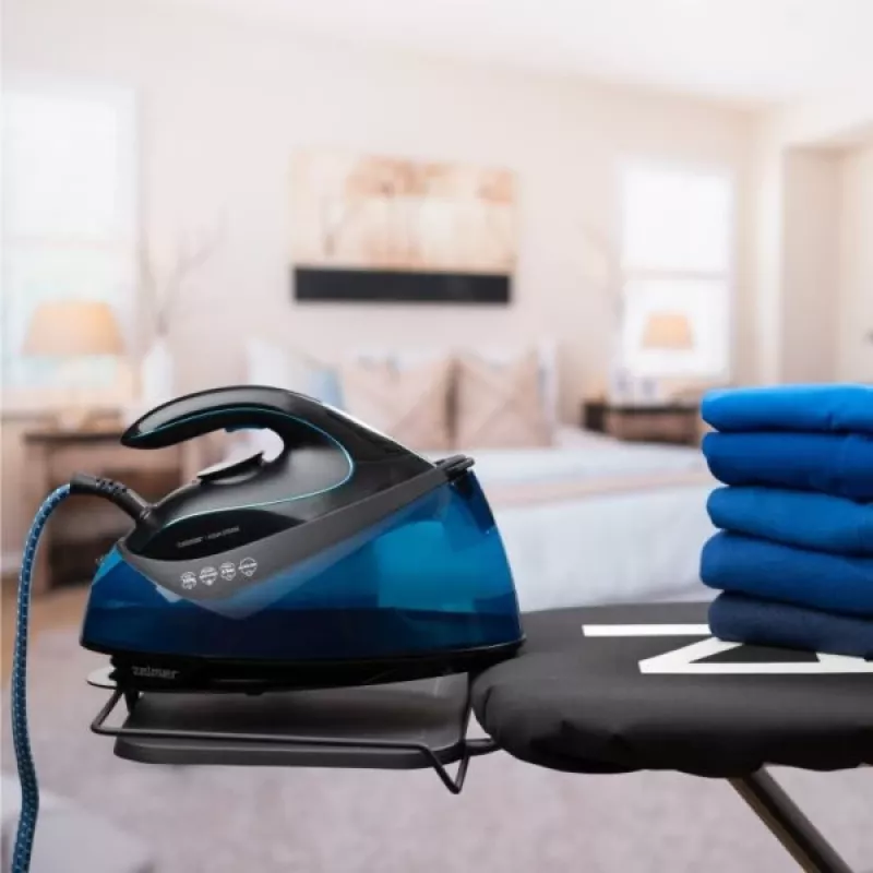 Żelazko Zelmer Aqua Steam ZIS5400 czarno-niebieskie