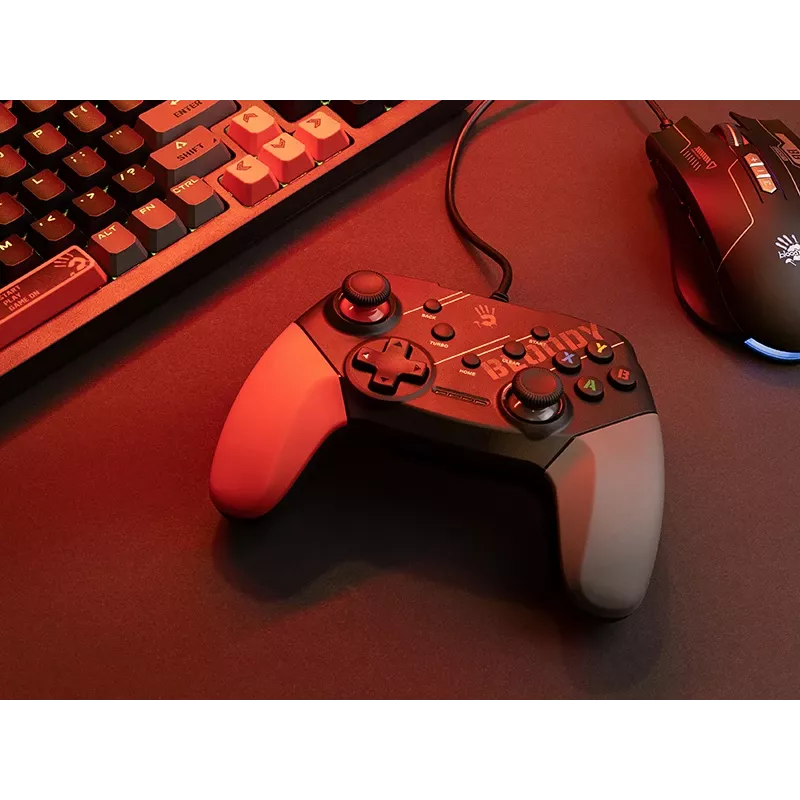 Przewodowa mysz gamingowa A4Tech Bloody GP30 czerwona — ergonomiczny kształt, złącze USB
