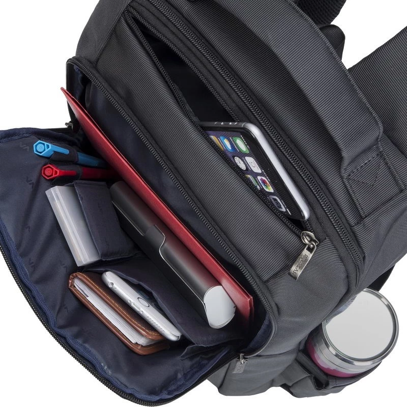 Etui na notebook Rivacase 8262 39,6 cm (15,6) Plecakowe etui Czarny