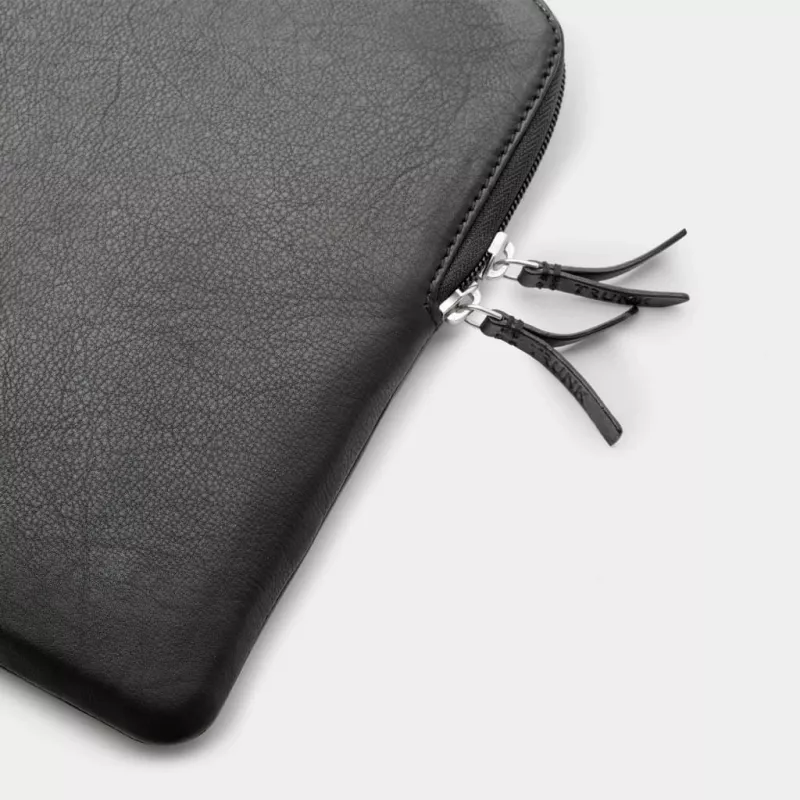 16 MacBook Pro Leather Sleeve - Czarny