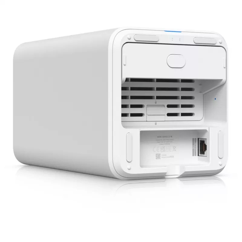 UGREEN NASync DXP4800 Plus 32TB NAS bundle z 4 dyskami WD czerwony Plus 8 TB