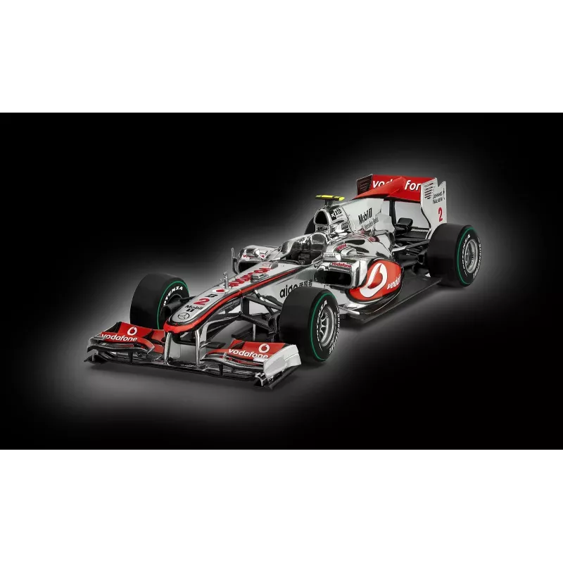 REVELL plastikowy model McLaren Mercedes MP4-25 Lewis Hamilton — skala 1:24