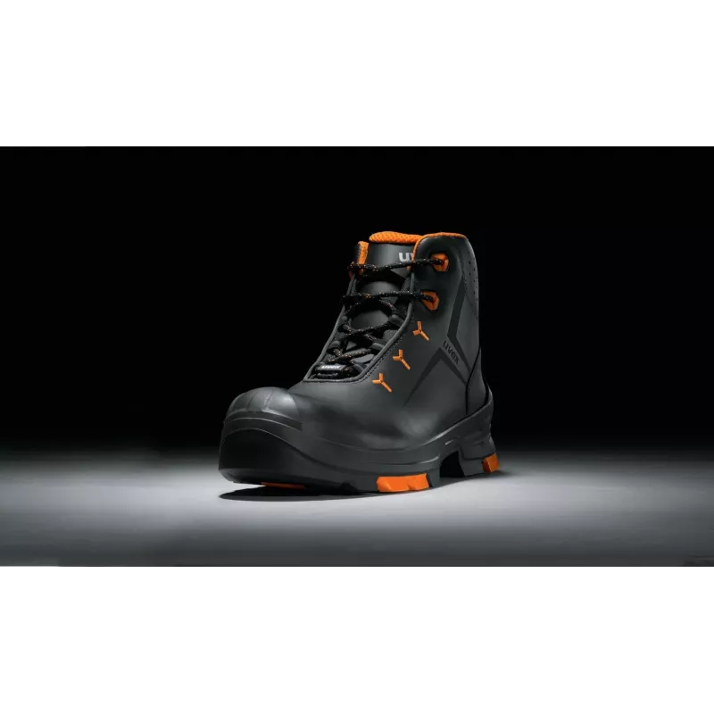 Buty ochronne Uvex 6503/2 S3 rozmiar 42 podeszwa PUR W11