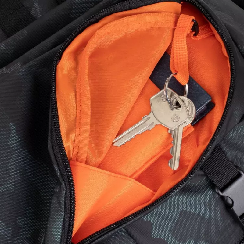 Plecak Rivacase Sherwood Camouflage, granatowy Poliester, poliuretan