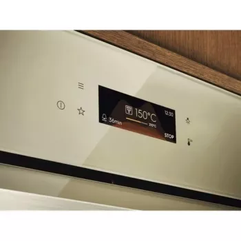 Piekarnik do zabudowy Electrolux LOE8F38S — 72 l, czyszczenie pirolityczne, wyświetlacz TFT, termoobieg, grill, biały