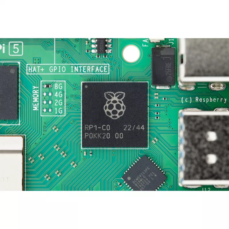 Komputer jednopłytkowy Raspberry Pi 5 — płyta rozwojowa 2400 MHz Arm Cortex-A76, do 16 GB LPDDR4x, MicroSD, USB 3.2, Wi‑Fi 5