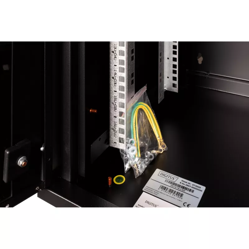 Szafa wisząca Digitus DN-19 16-U-SW
