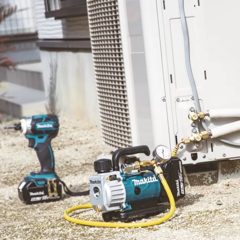 Makita DVP180Z – pompa próżniowa – akumulatorowa – bez akumulatora, bez ładowarki – 18 V (DVP180Z)