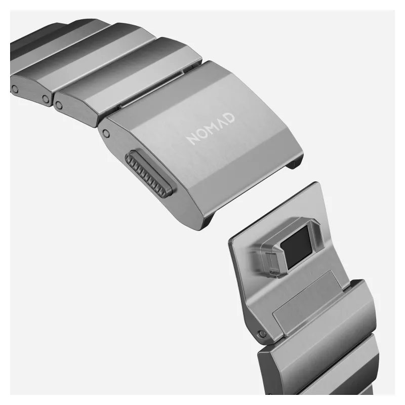 Pasek tytanowy NOMAD do Apple Watch 46mm/49mm srebrny