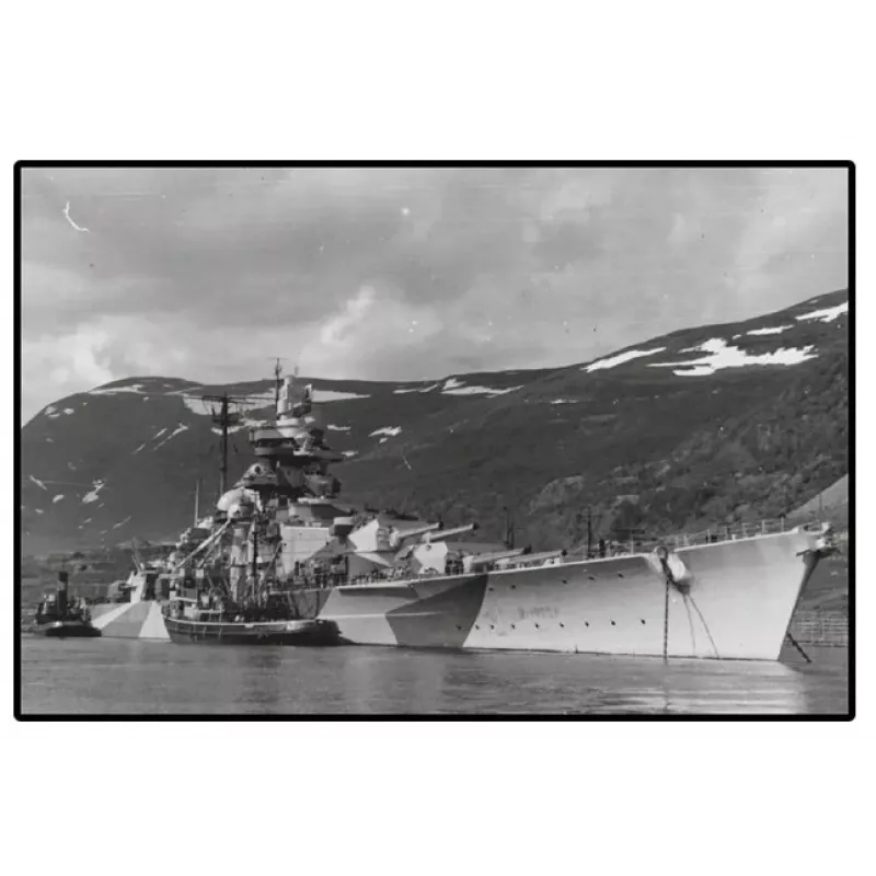 Zestaw konstrukcyjny Cobi pancernik Tirpitz model z 593 elementami, w skali i z funkcjami ekspozycyjnymi