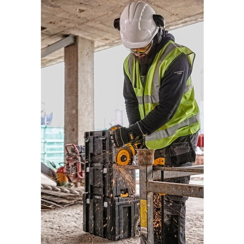 Szlifierka taśmowa DeWALT DCG418NT-XJ