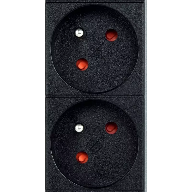 Listwa zasilająca GEMBIRD EG-PDU-9F2F — 9 gniazd francuskich (typ E), 1U rack, 16A, kabel 2 m