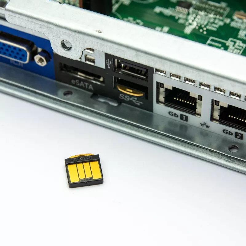 YubiHSM 2 v2.4 Sprzętowy moduł bezpieczeństwa USB-A Czarny 12mm x 13mm x 3,1mm
