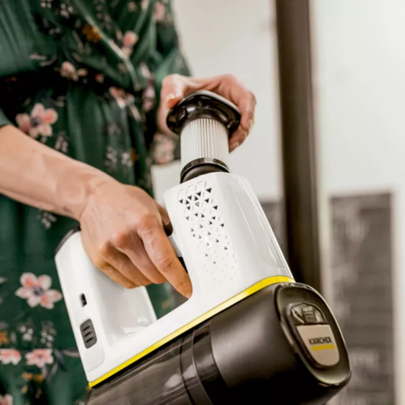 Odkurzacz pionowy Kärcher VC 6 Cordless ourFamily Duo — bezprzewodowy odkurzacz pionowy, 25,2 V, 0,8 l, HEPA 12, 50 min pracy