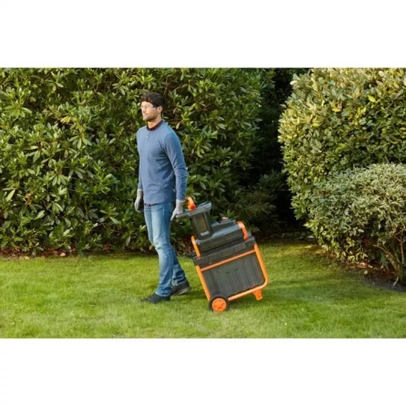 Rozdrabniacz ogrodowy Czarny & Decker BEGAS5800-QS 2800 W 45 L
