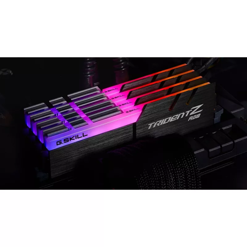 DIMM 32 GB DDR4-3600 (4x 8 GB) Quad-Kit, pamięć czarna, F4-3600C16Q-32GTZRC, Trident Z RGB, INTEL XMP