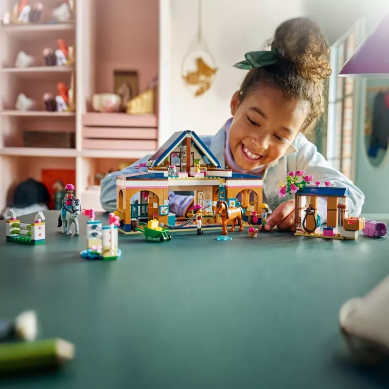 Blocks Friends 42688 Stajnia i Akademia Jeździecka