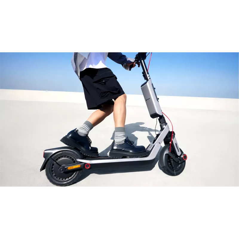 Segway eKickScooter E3 E | 800 W | Do 25 km/h | 10 cali