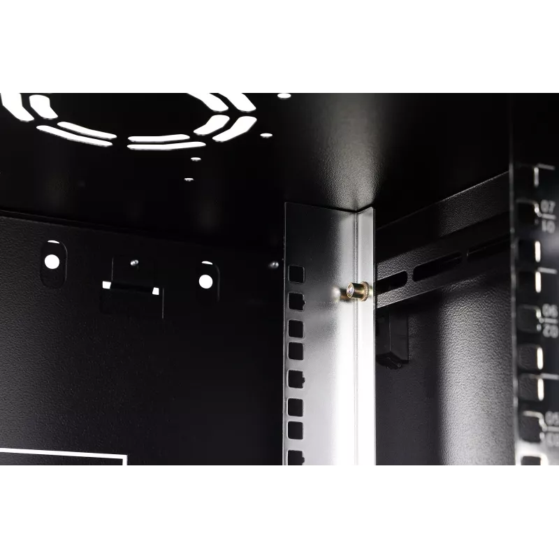 Naścienna szafa rack 19 cali DIGITUS Dynamic-N DN-37101 — 7U, 600x450 mm, IP20, zamek na klucz, niezmotowany