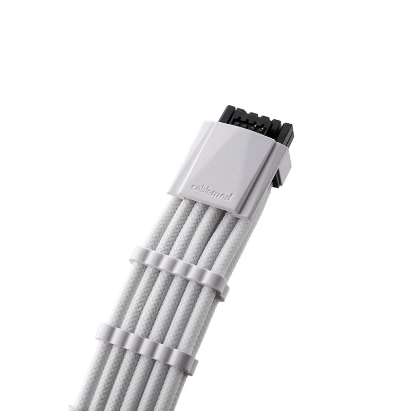 Kabel zasilający CableMod RT-Series Pro ModMesh 12VHPWR do 3× PCIe CM-PRTS-16P3-N60KW 60 cm Biały