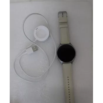 WYPRZEDAŻ. Xiaomi Watch 2 Titan Szara Koperta z Białym Skórzanym Paskiem | WYPRZEDAŻ. Xiaomi Watch 2 Titan | Zegarek smart | GPS (satelitarny) | AMOLED | 1,43 cala | UŻYWANY, RYSY NA EKRANIE A