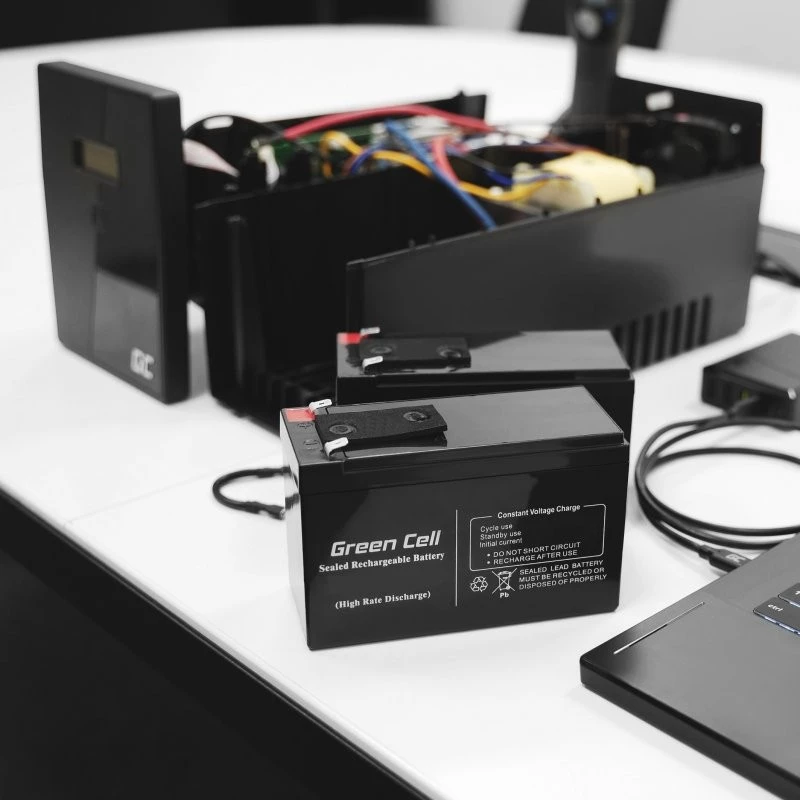 Akumulator UPS zielony Cell AGM50 12 V 10 Ah VRLA AGM, 65×151×95 mm, 2,45 kg, czarny