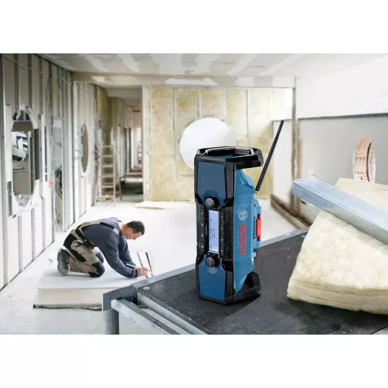 Bosch GPB 18V-2 C Professional Przenośne cyfrowe radio Czarny, niebieski, srebrny