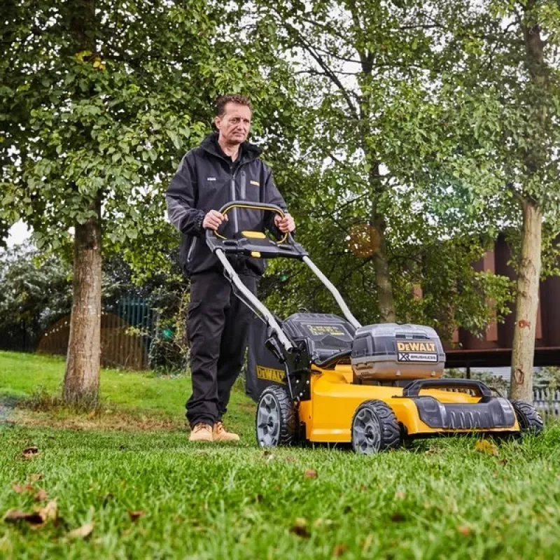 Kosiarka pchana DeWALT DCMW564P2-QW