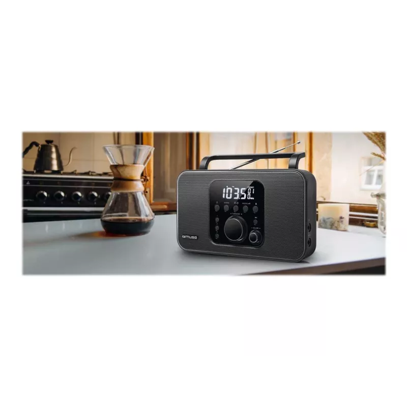 Przenośne radio muse M-091 R — FM/AM, wyświetlacz LCD, zasilanie sieciowe lub baterie AA/D, pokrętło głośności, 1,1 kg, czarny