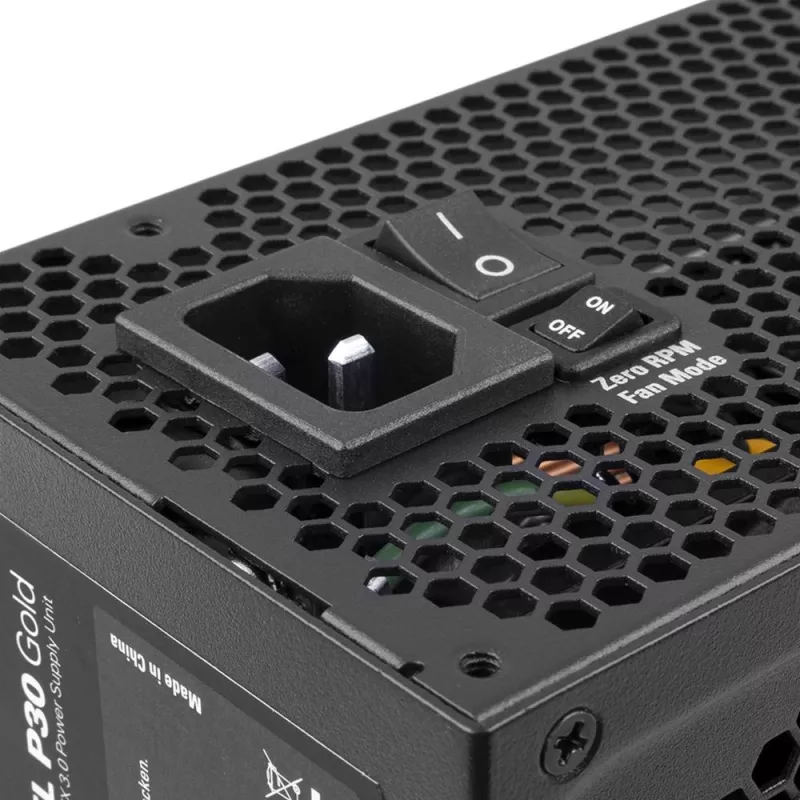 Zasilacz Sharkoon Rebel P30 Gold 1300 W 20+4 pin ATX ATX Czarny