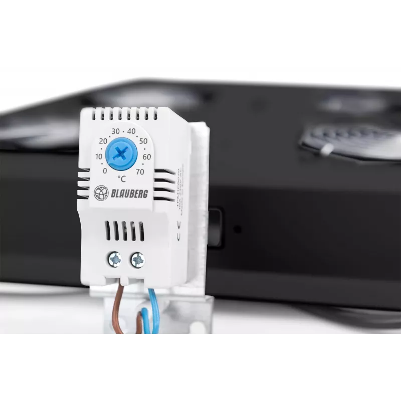 Digitus DN-19 FAN-6-SRV-B Produkt Czarny