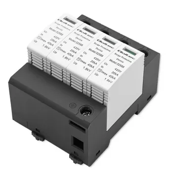 Ogranicznik przepięć QOLTEC 52588 AC 4P 420V T2 C — 4-biegunowy ogranicznik przepięć AC, 420 V, Typ 2