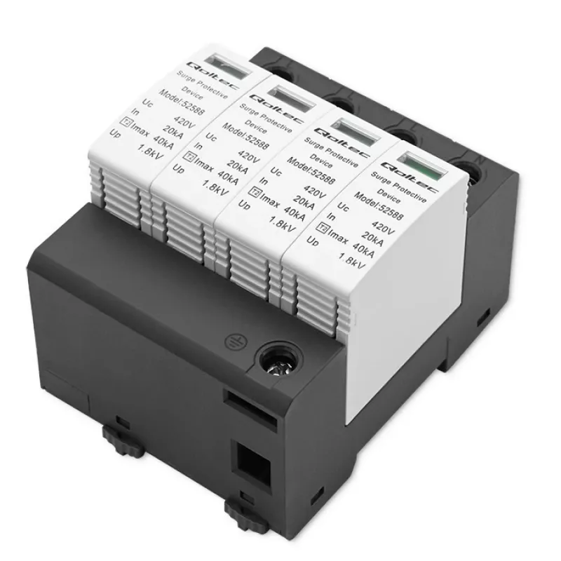 Ogranicznik przepięć QOLTEC 52588 AC 4P 420V T2 C — 4-biegunowy ogranicznik przepięć AC, 420 V, Typ 2