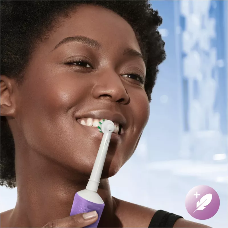 Szczoteczka elektryczna Oral-B Vitality Pro Fioletowa 1 Końcówka
