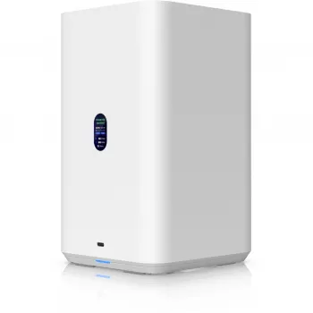 UGREEN NASync DXP4800 Plus 32TB NAS bundle z 4 dyskami WD czerwony Plus 8 TB