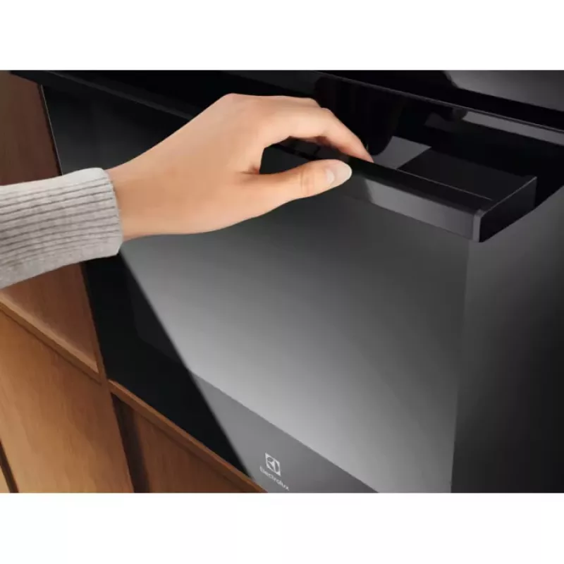Piekarnik elektryczny do zabudowy Electrolux LOF3H10K — Klasa energetyczna A+