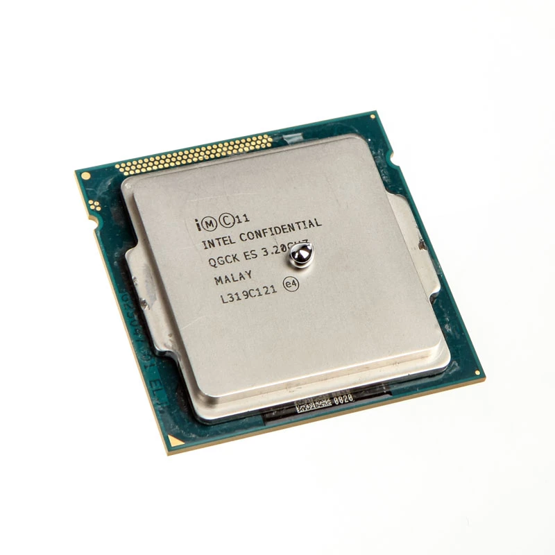 Thermal Grizzly | Pasta termoprzewodząca Conductonaut 1g | uniwersalna | Przewodność cieplna: 73 W/mK; Lepkość: 0,0021 Pas; Gęstość: 6,24 g/cm³; Temperatura: -10°C / +140°C; Zawartość