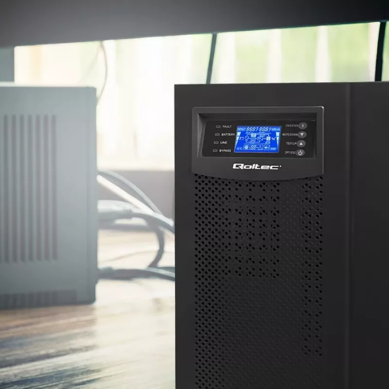 Przetwornica QOLTEC Pure Sine Wave 1000W 12V model 53982