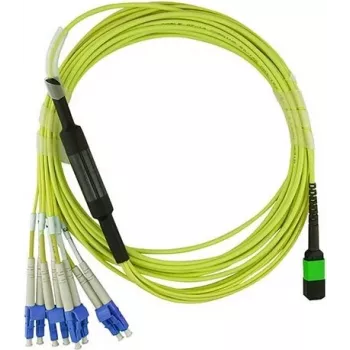 Kabel krosowy MPO/APC-4xLC jednomodowy BlueOptics HE87808GPH-KB003M 3 metry