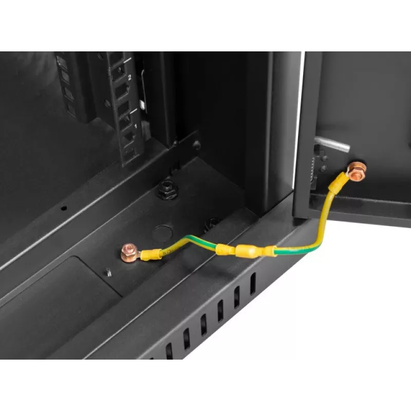 Wolnostojąca szafa rack LANBERG FF01-6822-23B 22U, szyny 19 cali, 1159×600×800 mm, IP20, kółka jezdne, zamek na klucz, czarna