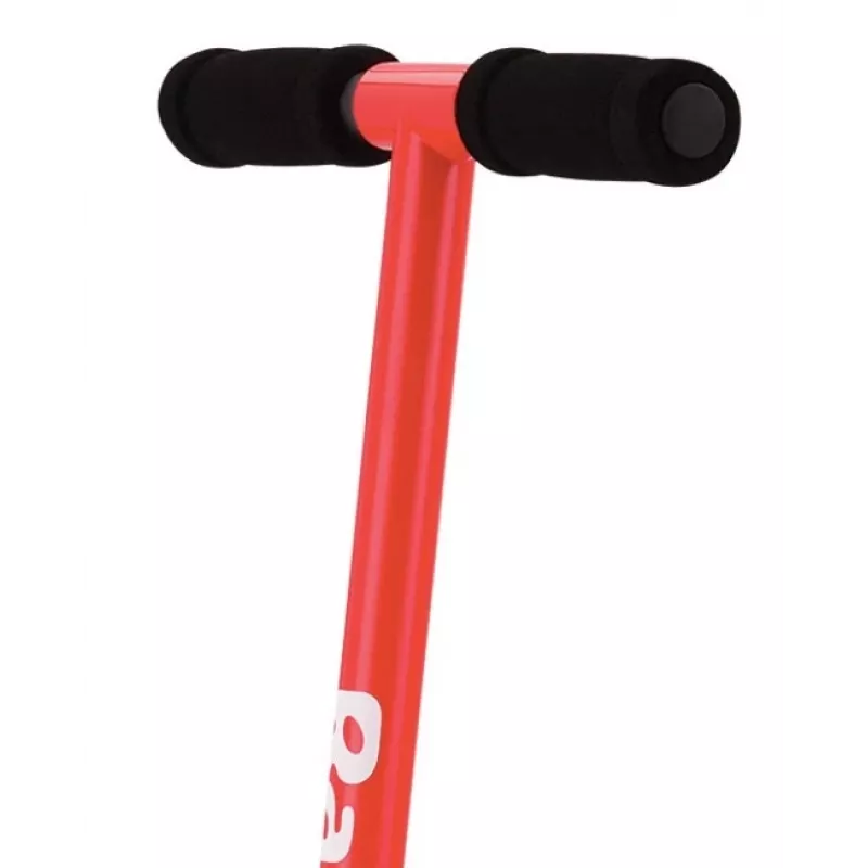 Classic scooter Razor S Spark Sport — stalowa rama, składana, 2 koła, hamulec nożny, dla wieku 8+, maks. obciążenie 100 kg, czarno-czerwony