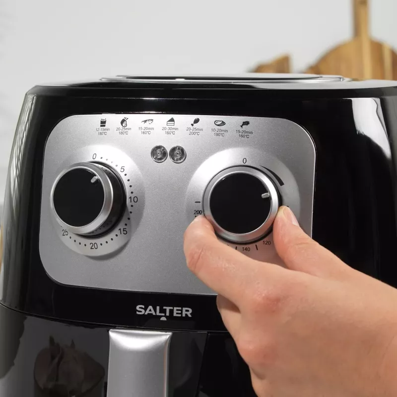 Ręczna frytownica powietrzna Salter EK6364VDE, pojemność 4,2 l, kompaktowa frytownica na blat
