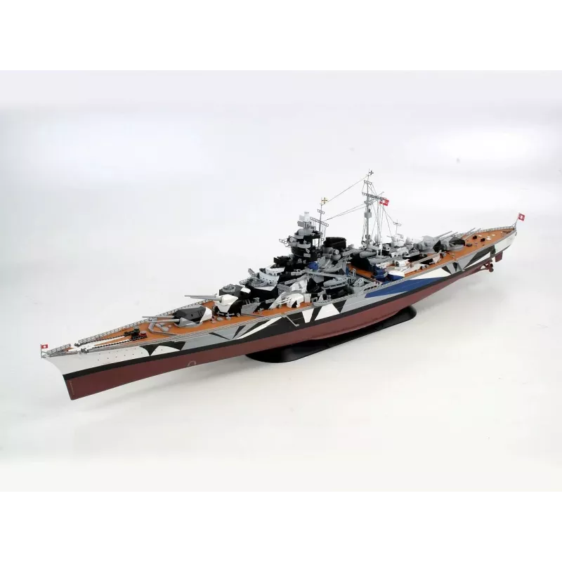 Plastikowy model statku REVELL Tirpitz w skali 1:350